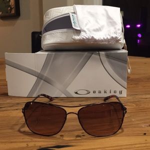 Oakley Conquest sunglasses - satin blackberry